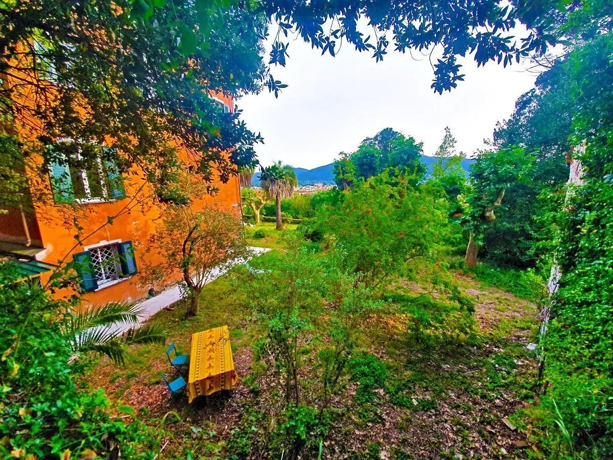 Villa De Benedetti Sarzana Pensionat