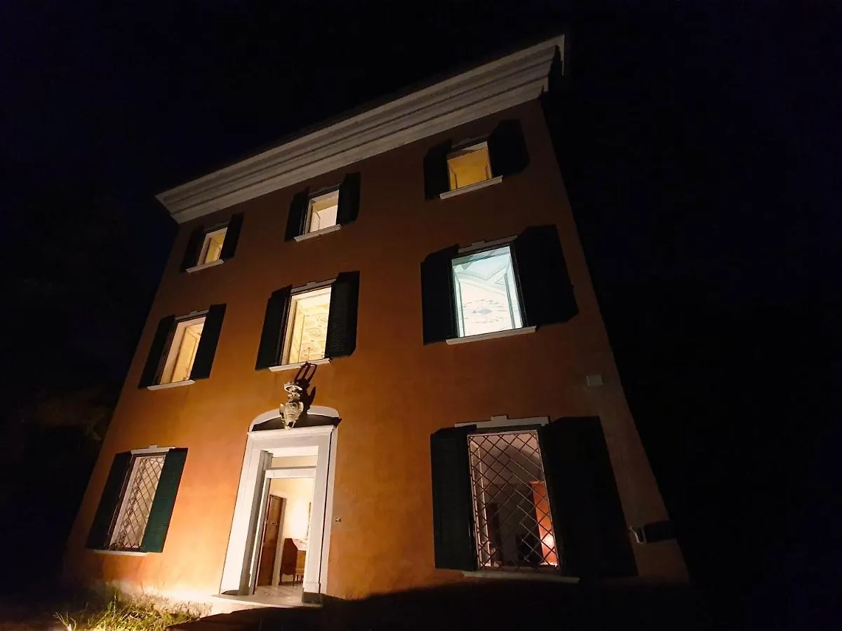 Villa De Benedetti Sarzana Italy