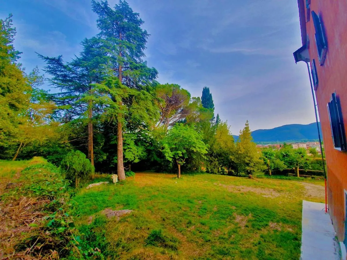 Guest house Villa De Benedetti Sarzana Italy